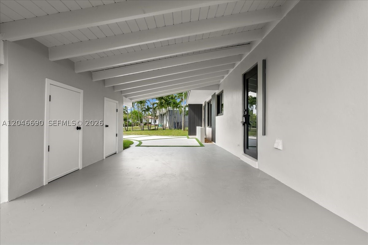 15920 SW 105th Ave, Miami FL 33157