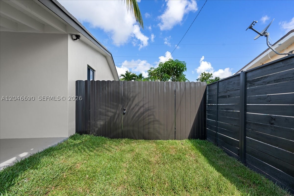 15920 SW 105th Ave, Miami FL 33157