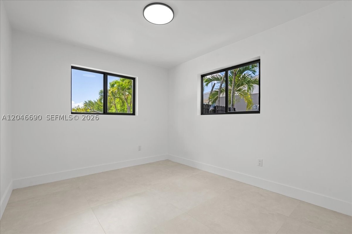 15920 SW 105th Ave, Miami FL 33157