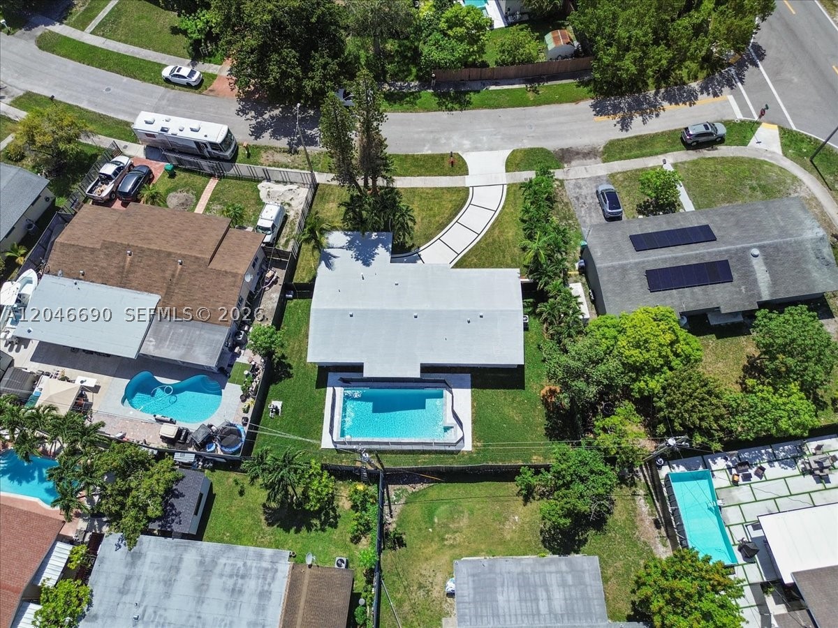 15920 SW 105th Ave, Miami FL 33157