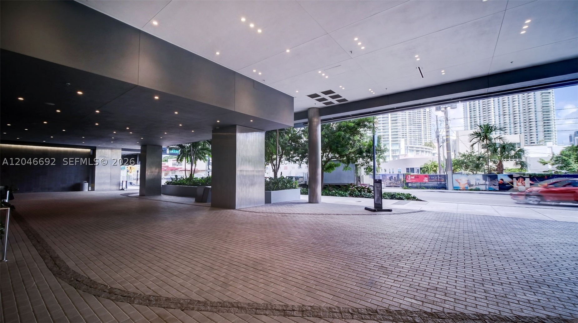 88 SW 7th St #3604, Miami FL 33130
