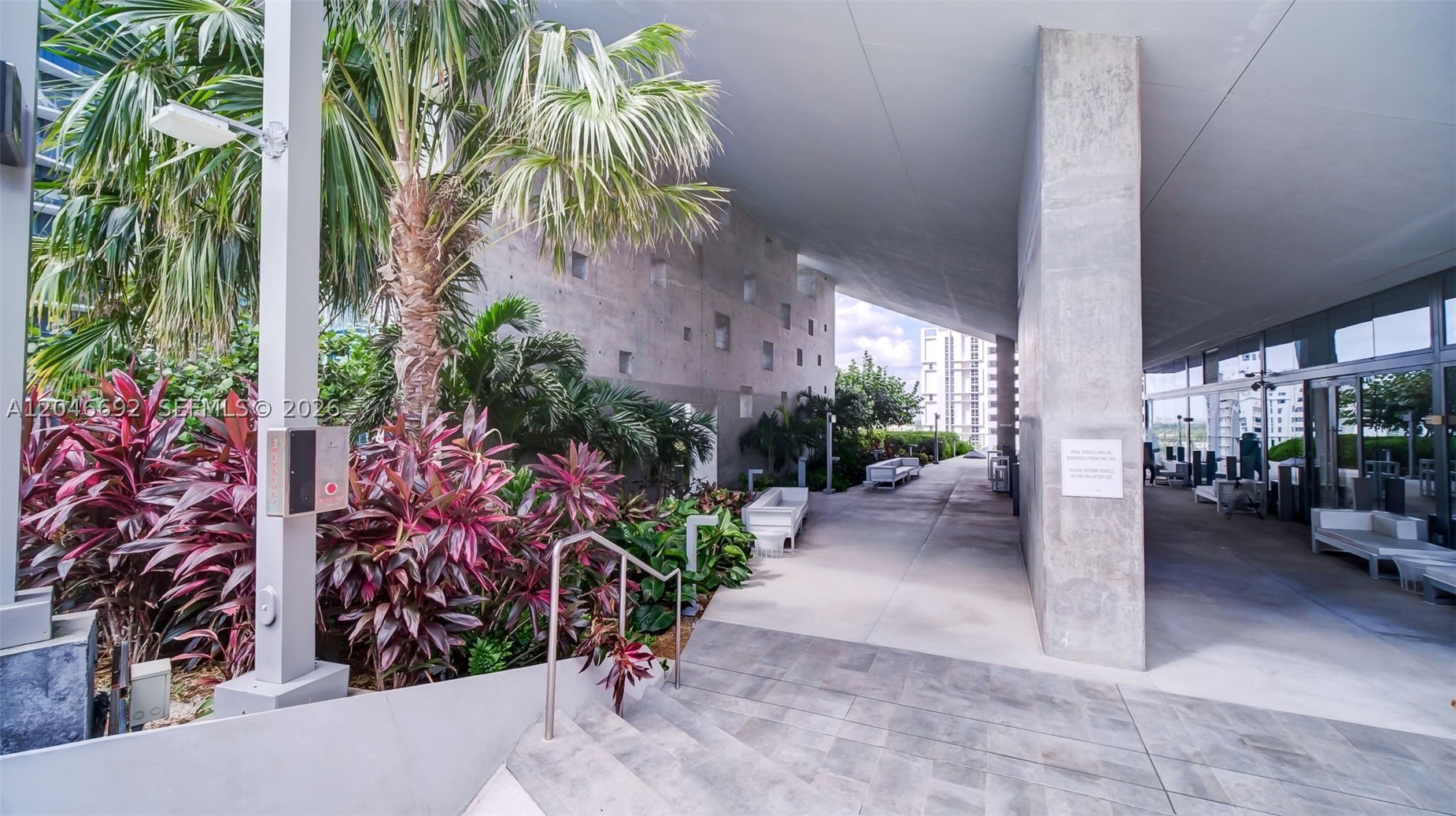 88 SW 7th St #3604, Miami FL 33130