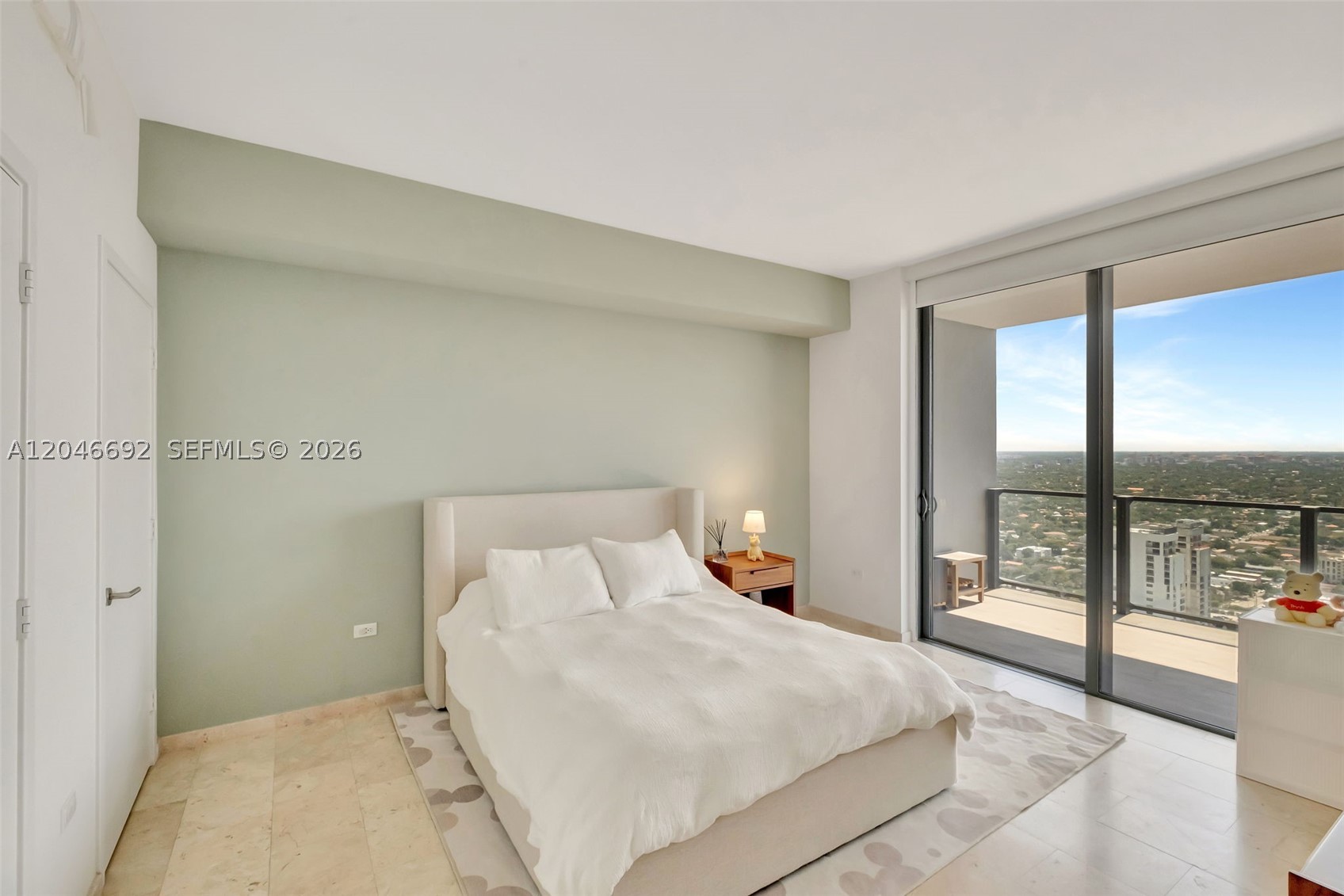 88 SW 7th St #3604, Miami FL 33130