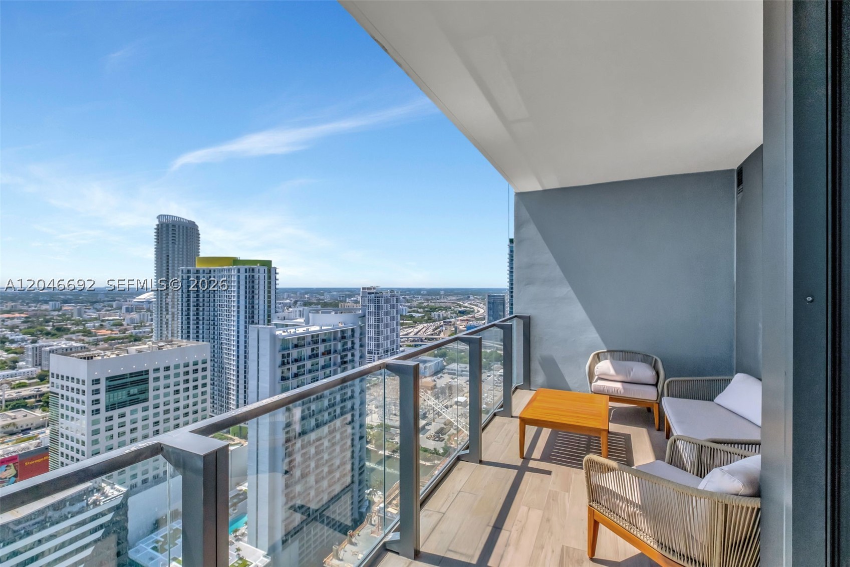 88 SW 7th St #3604, Miami FL 33130