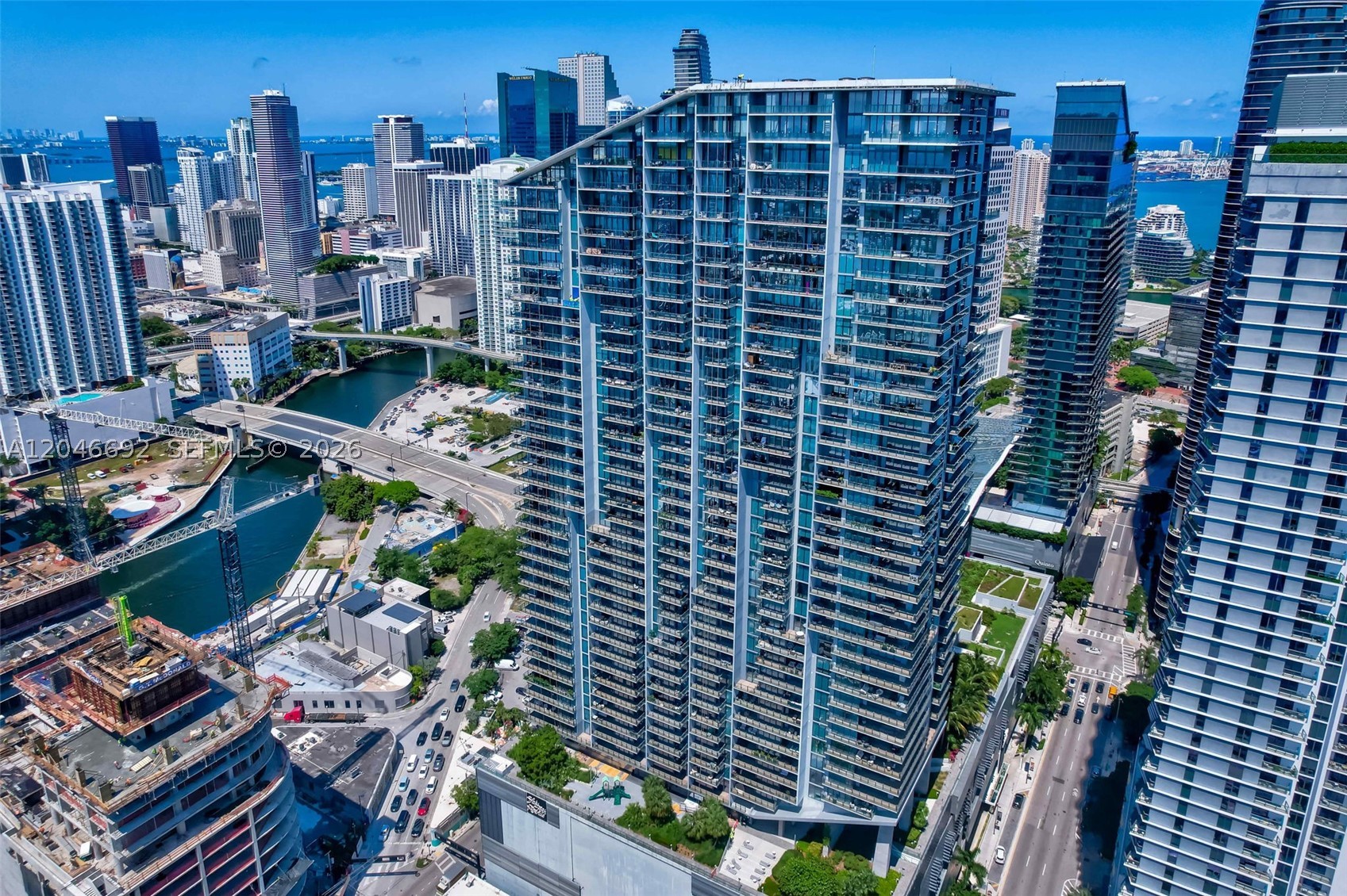 88 SW 7th St #3604, Miami FL 33130