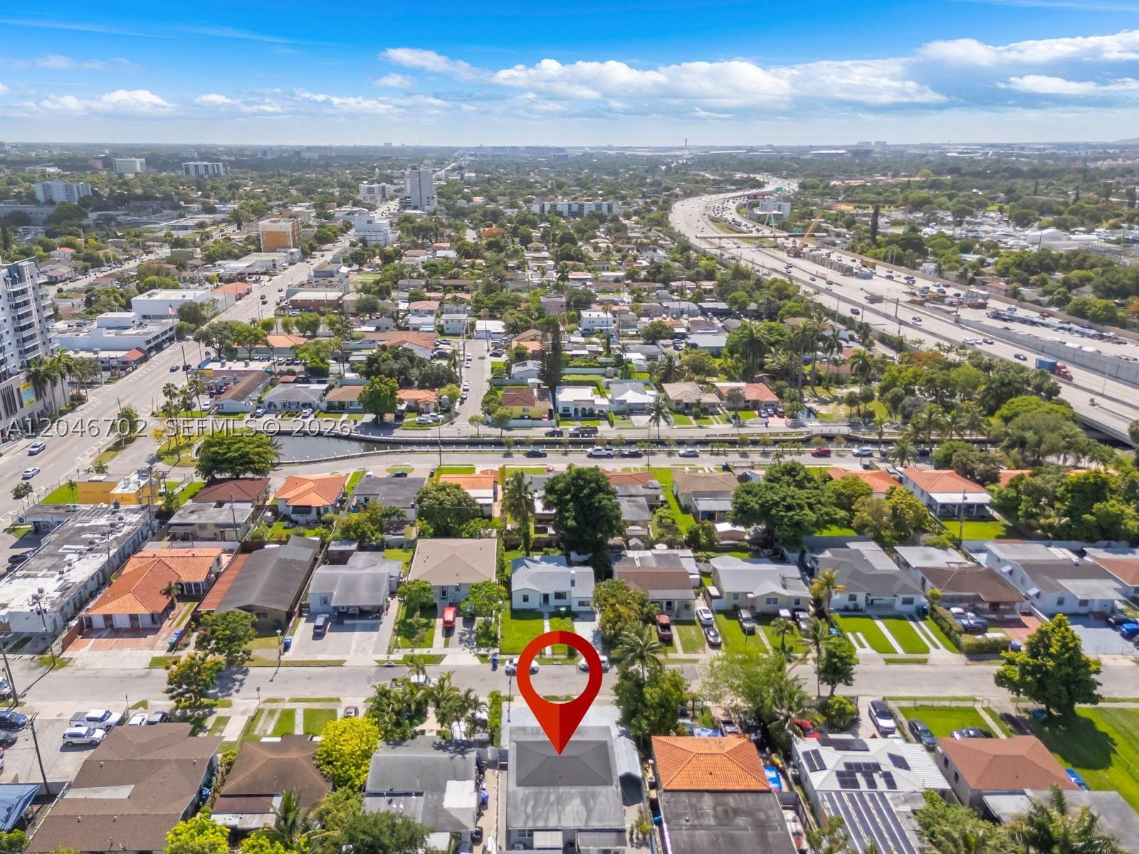 801 NW 17th Ct, Miami FL 33125