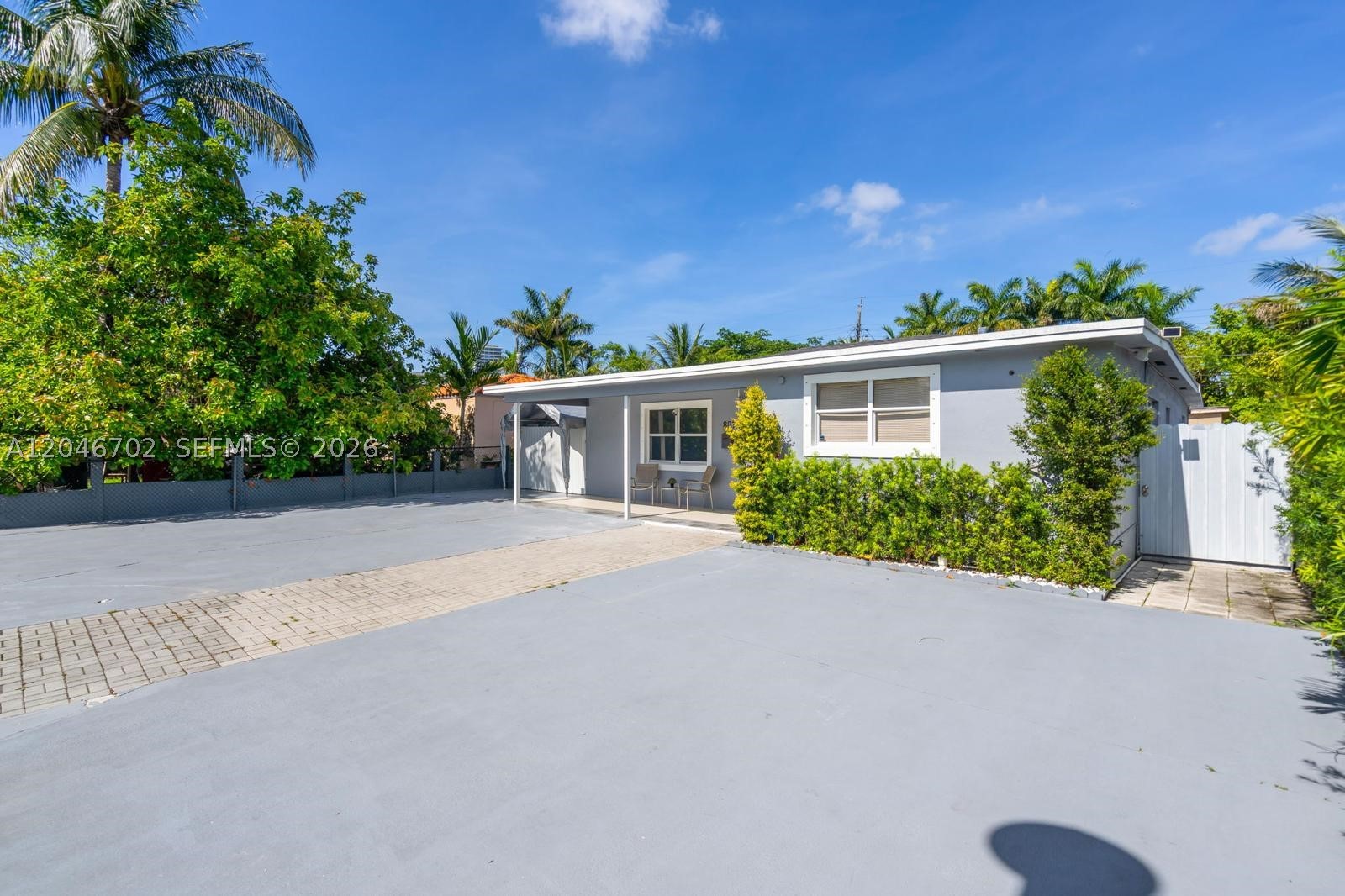 801 NW 17th Ct, Miami FL 33125