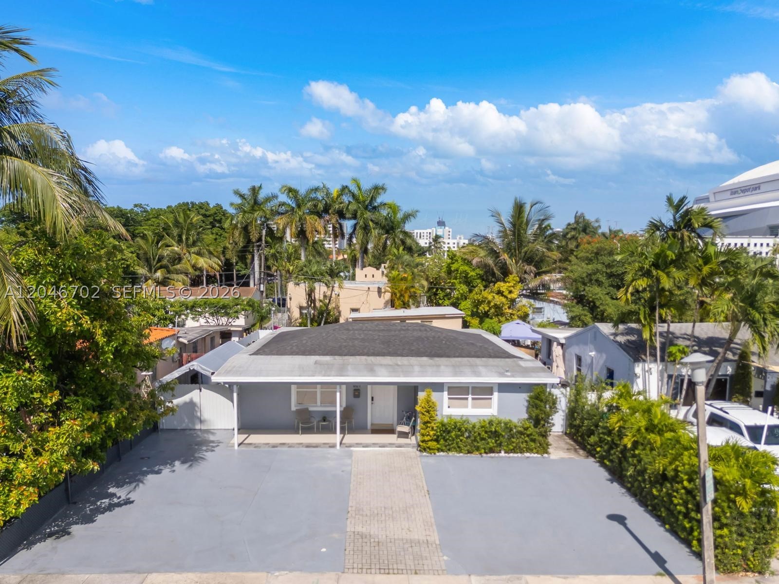 801 NW 17th Ct, Miami FL 33125
