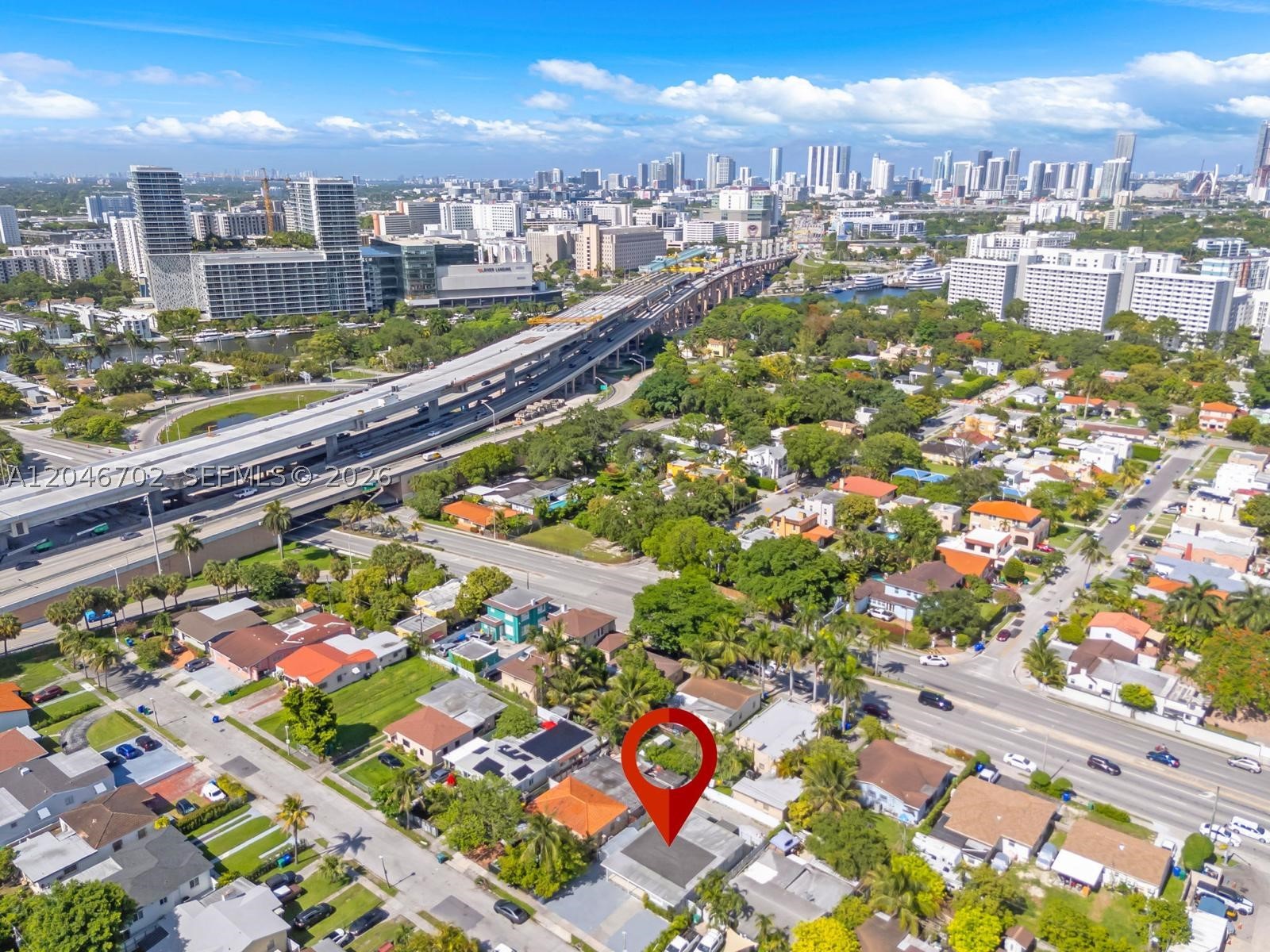 801 NW 17th Ct, Miami FL 33125
