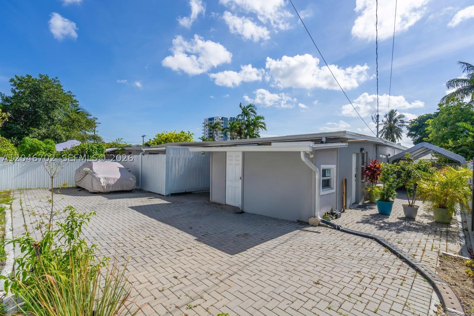 801 NW 17th Ct, Miami FL 33125