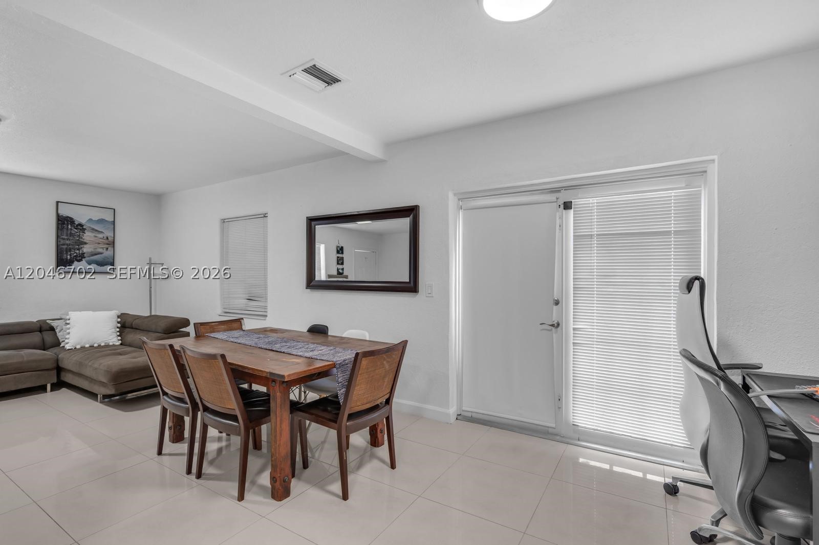 801 NW 17th Ct, Miami FL 33125
