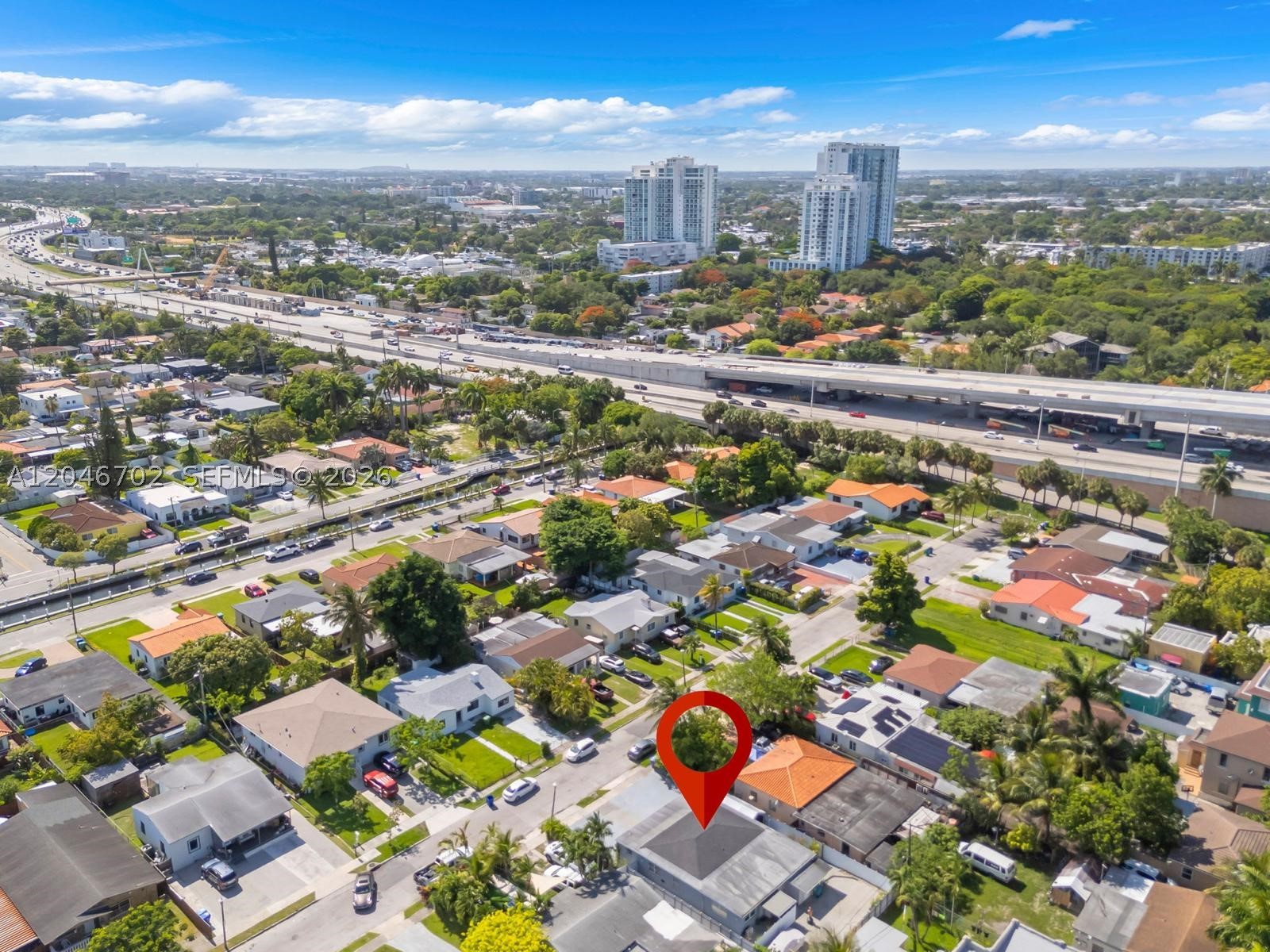 801 NW 17th Ct, Miami FL 33125