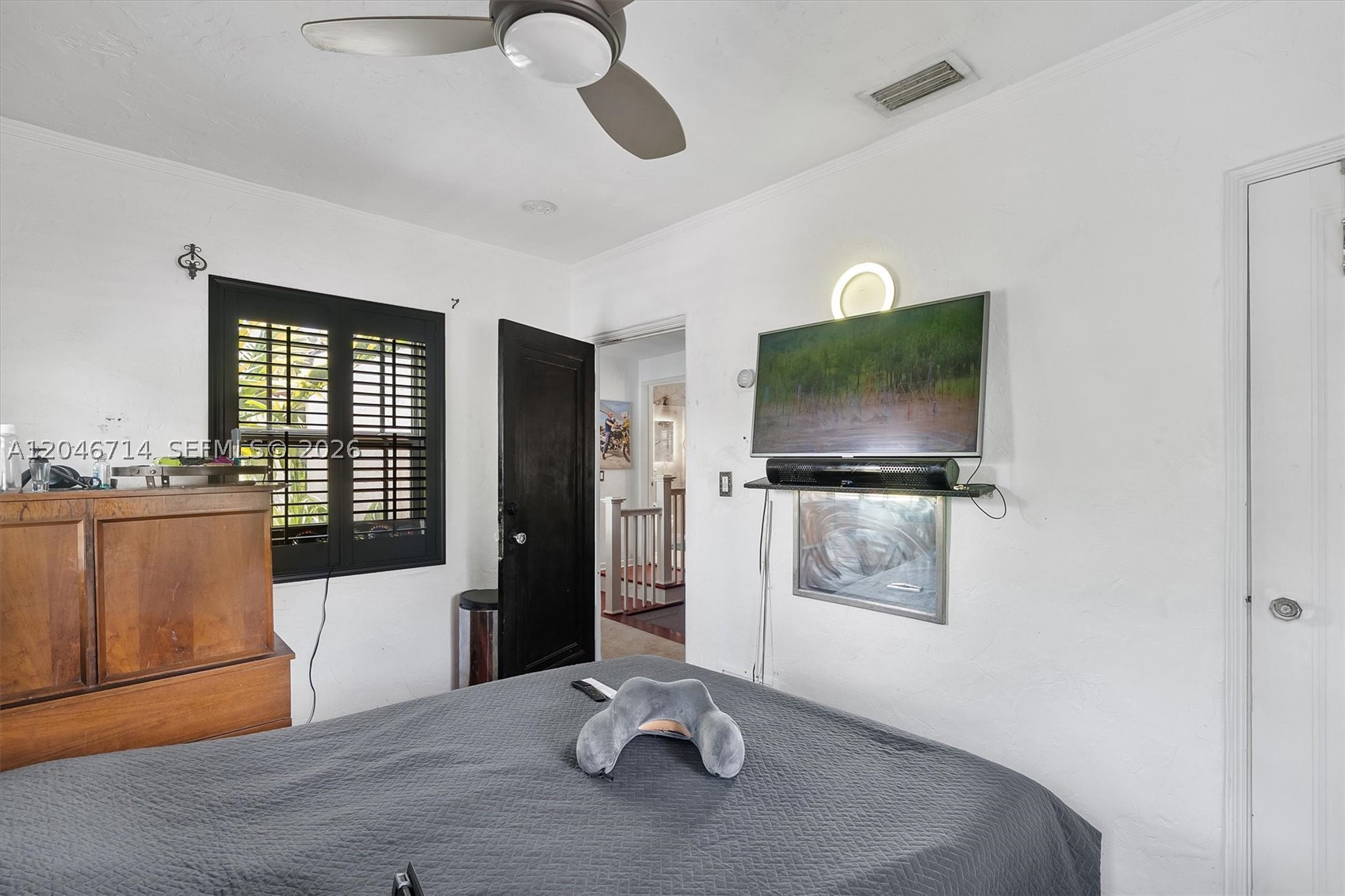 8276 E Dixie Hwy, Miami FL 33138