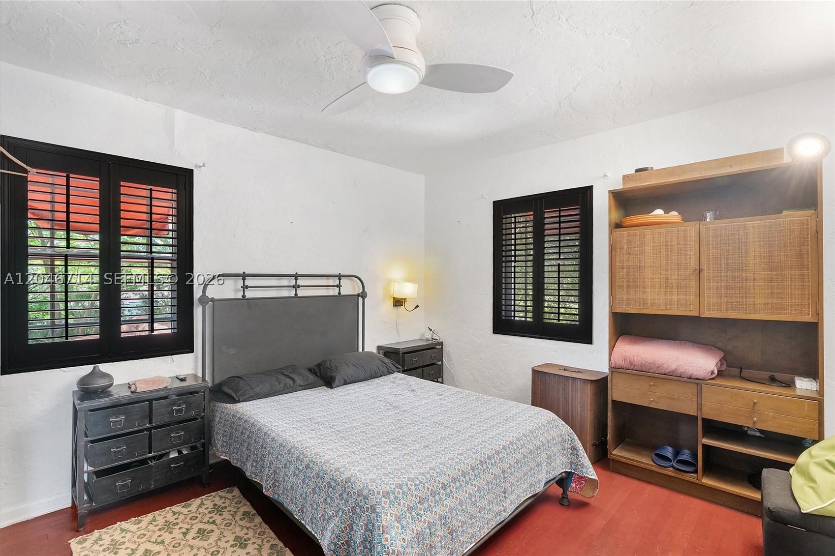 8276 E Dixie Hwy, Miami FL 33138