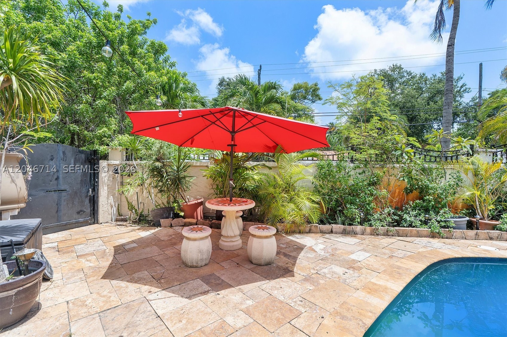 8276 E Dixie Hwy, Miami FL 33138