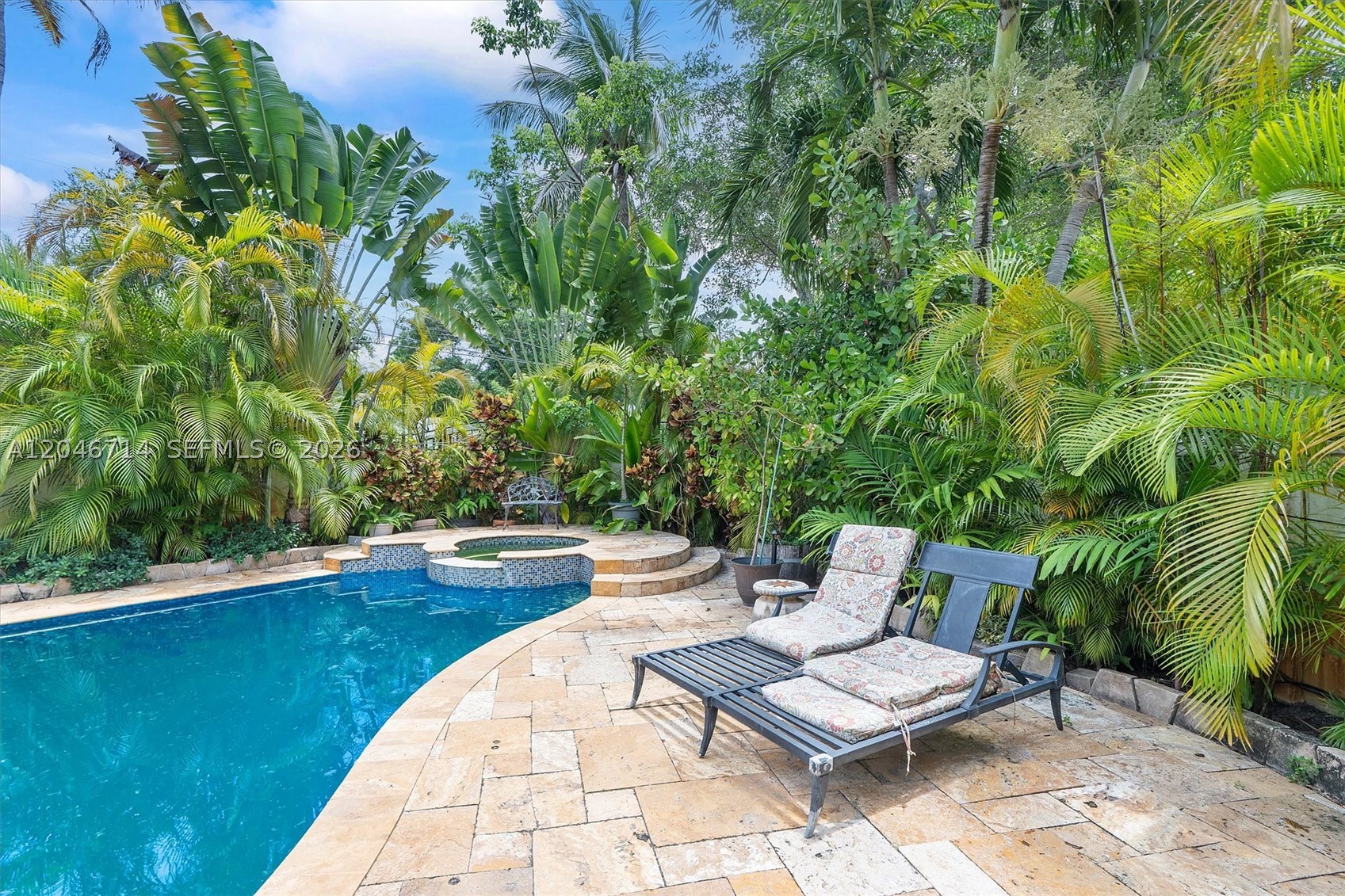 8276 E Dixie Hwy, Miami FL 33138
