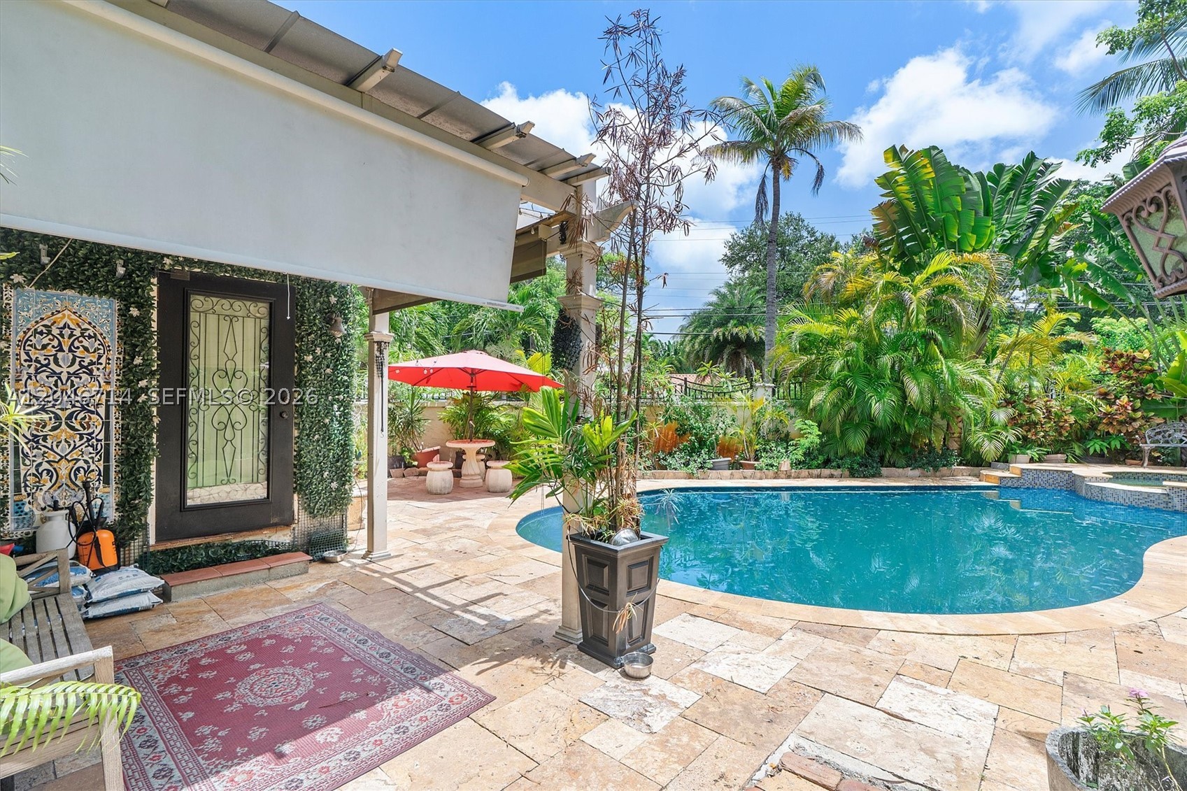 8276 E Dixie Hwy, Miami FL 33138
