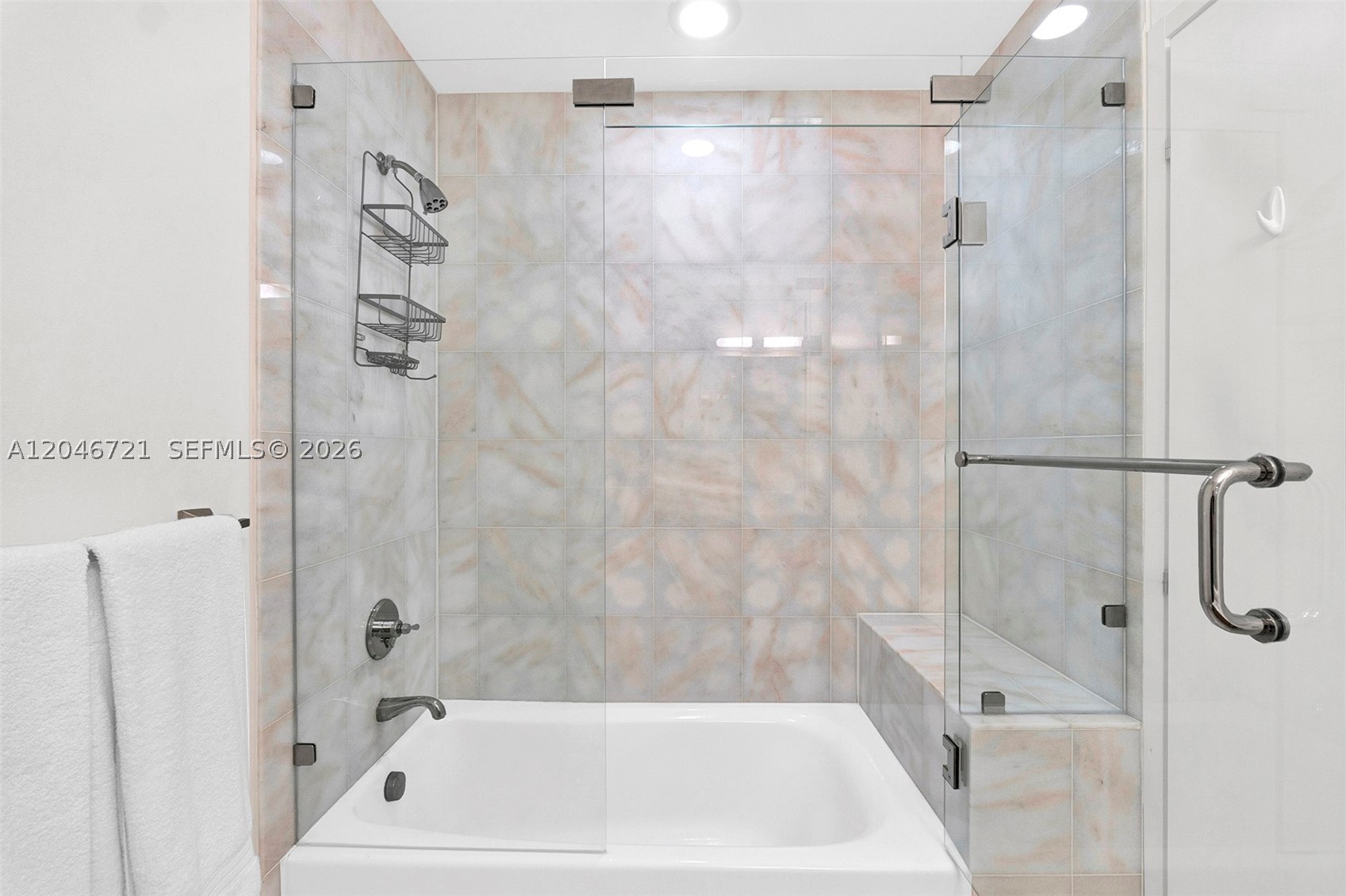 50 S Pointe Dr #2702, Miami Beach FL 33139