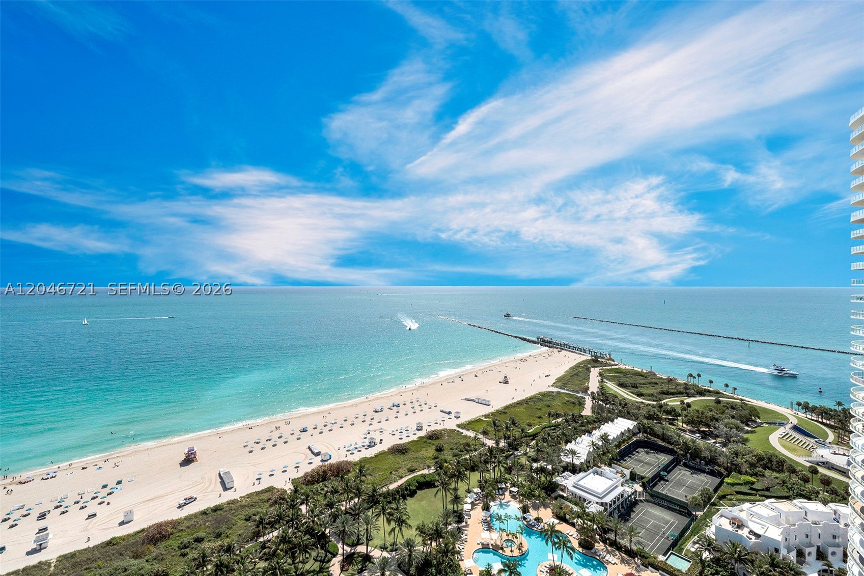 50 S Pointe Dr #2702, Miami Beach FL 33139