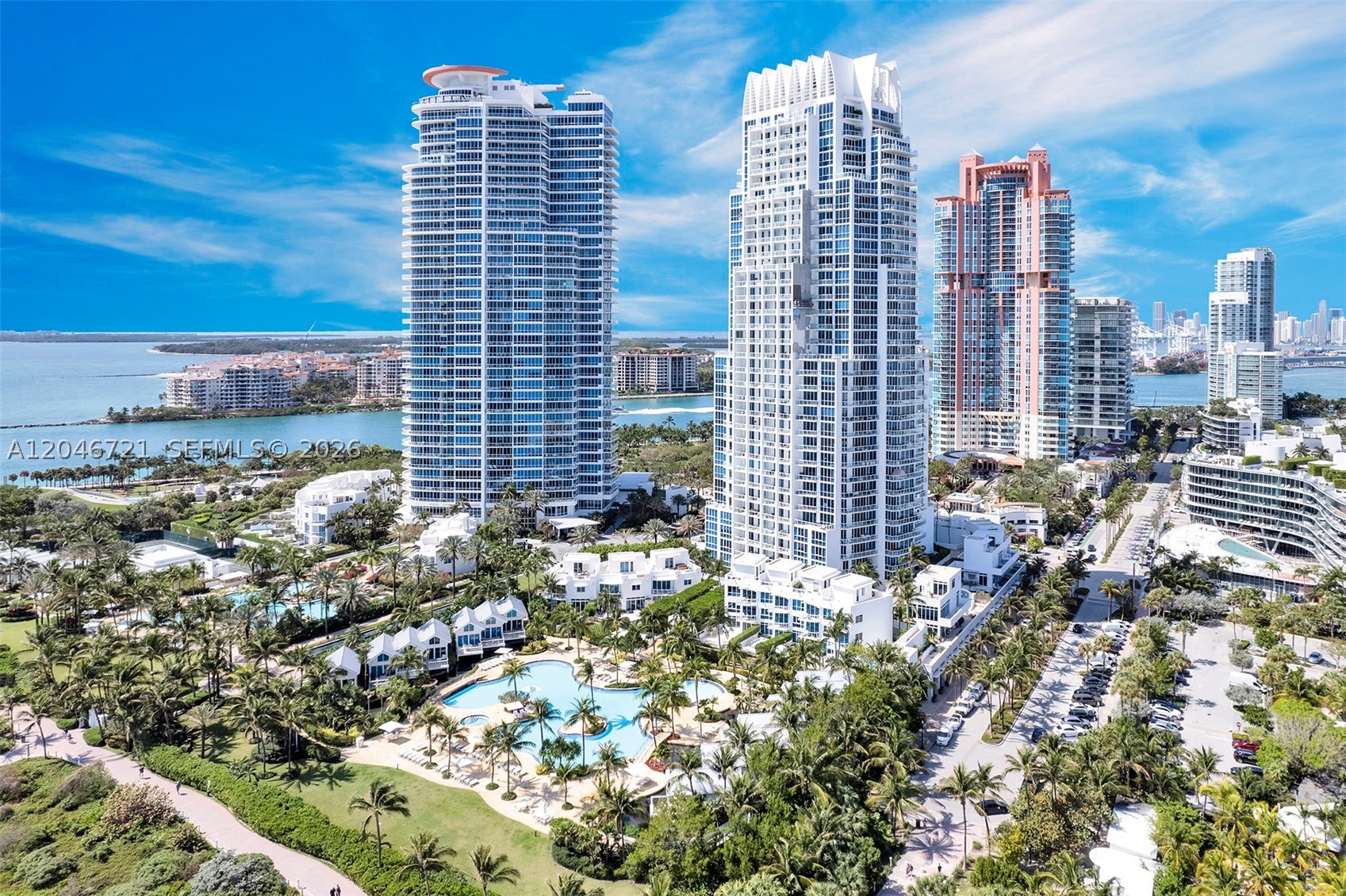 50 S Pointe Dr #2702, Miami Beach FL 33139