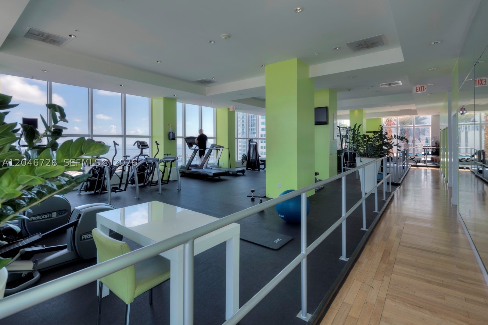 133 NE 2nd Ave #2702, Miami FL 33132