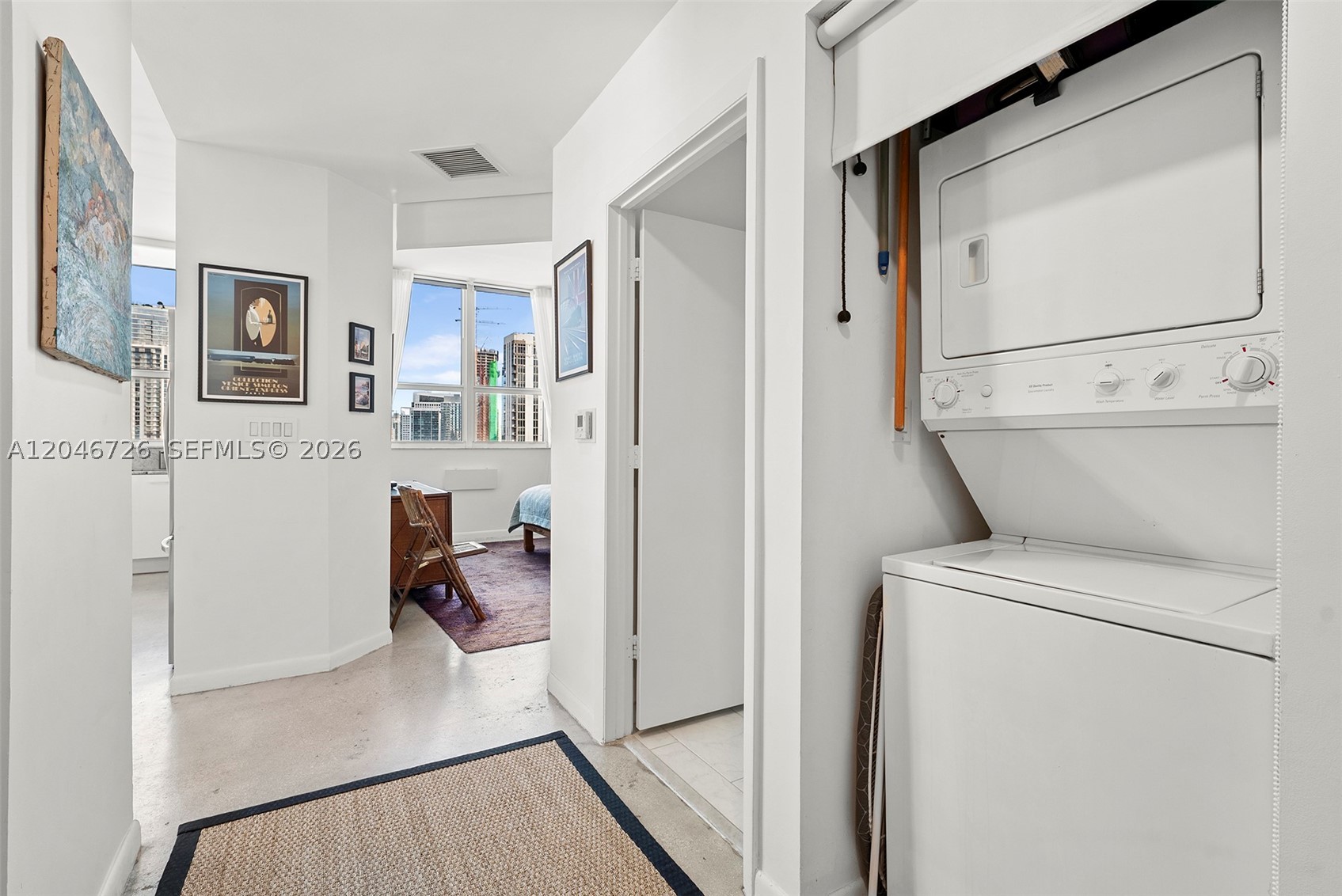 133 NE 2nd Ave #2702, Miami FL 33132