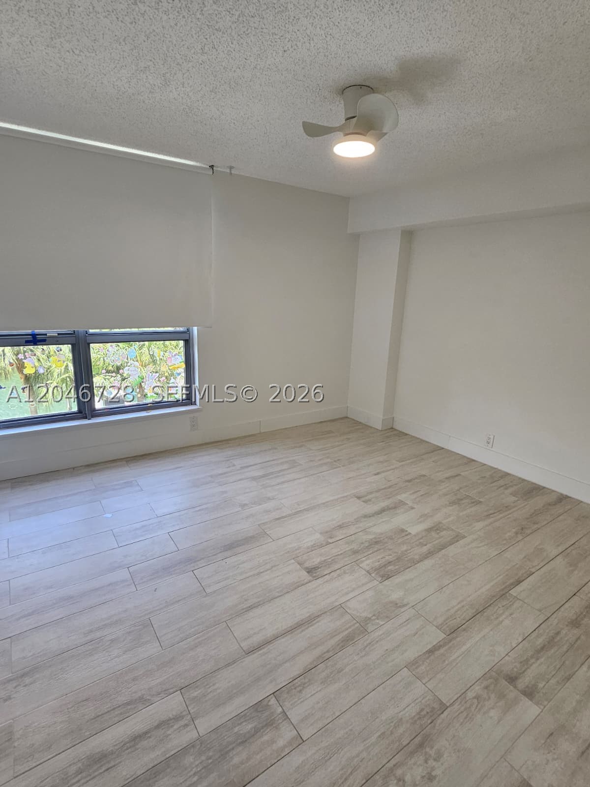 3530 Mystic Pointe Dr #405, Aventura FL 33180