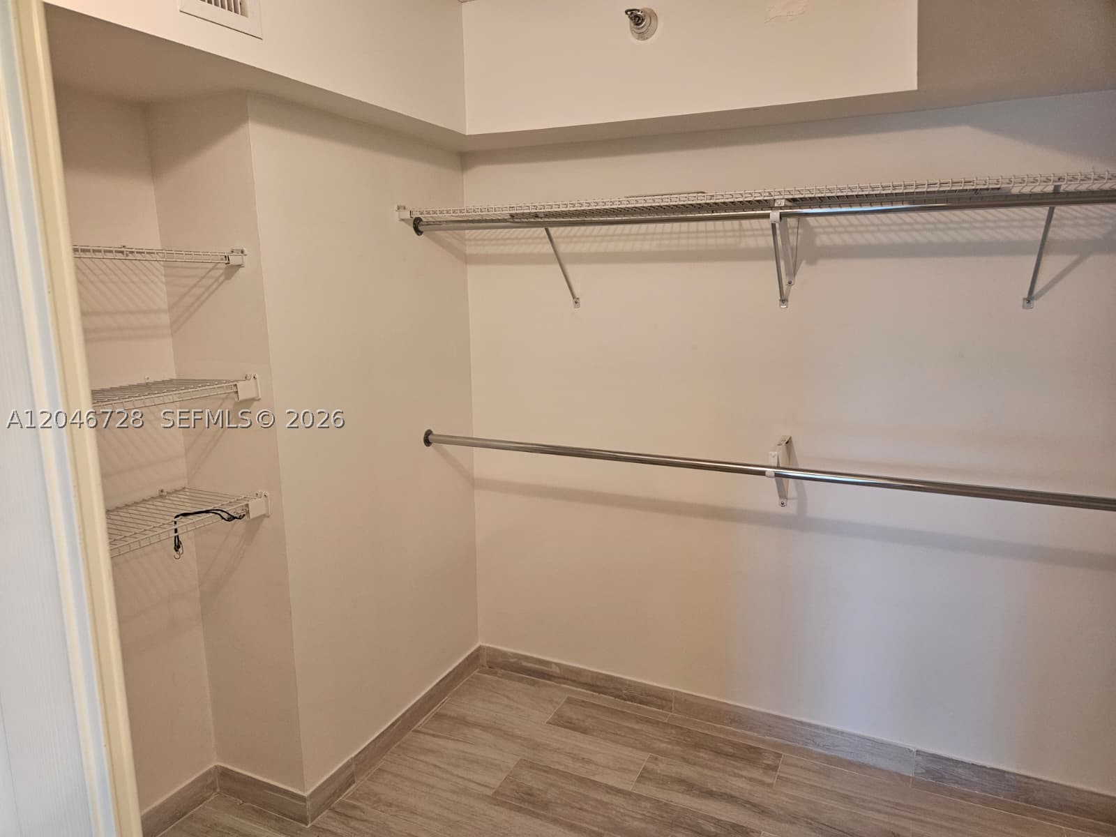 3530 Mystic Pointe Dr #405, Aventura FL 33180