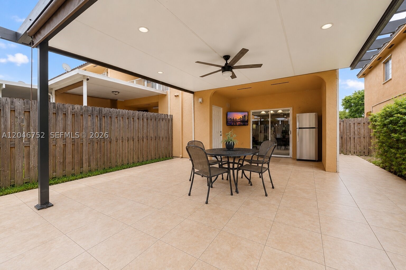 3539 W 76th St #6, Hialeah FL 33018