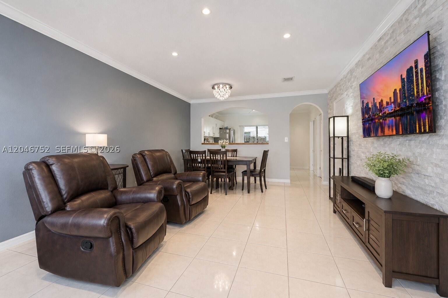 3539 W 76th St #6, Hialeah FL 33018