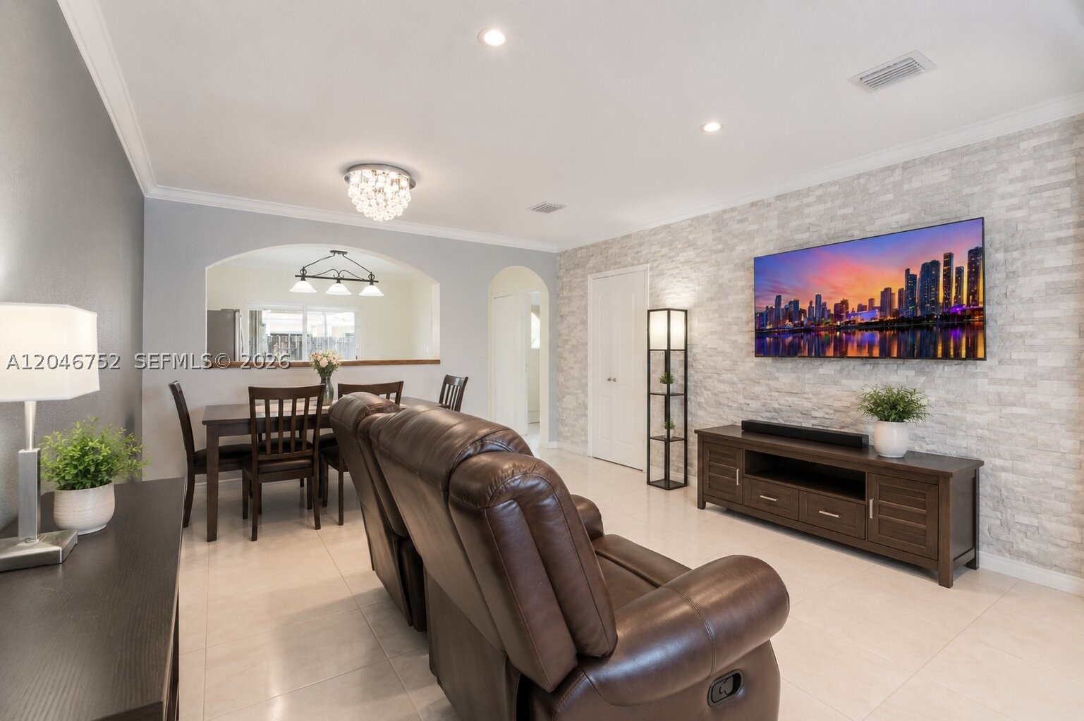 3539 W 76th St #6, Hialeah FL 33018