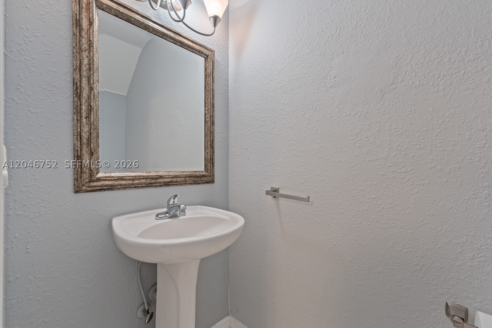 3539 W 76th St #6, Hialeah FL 33018