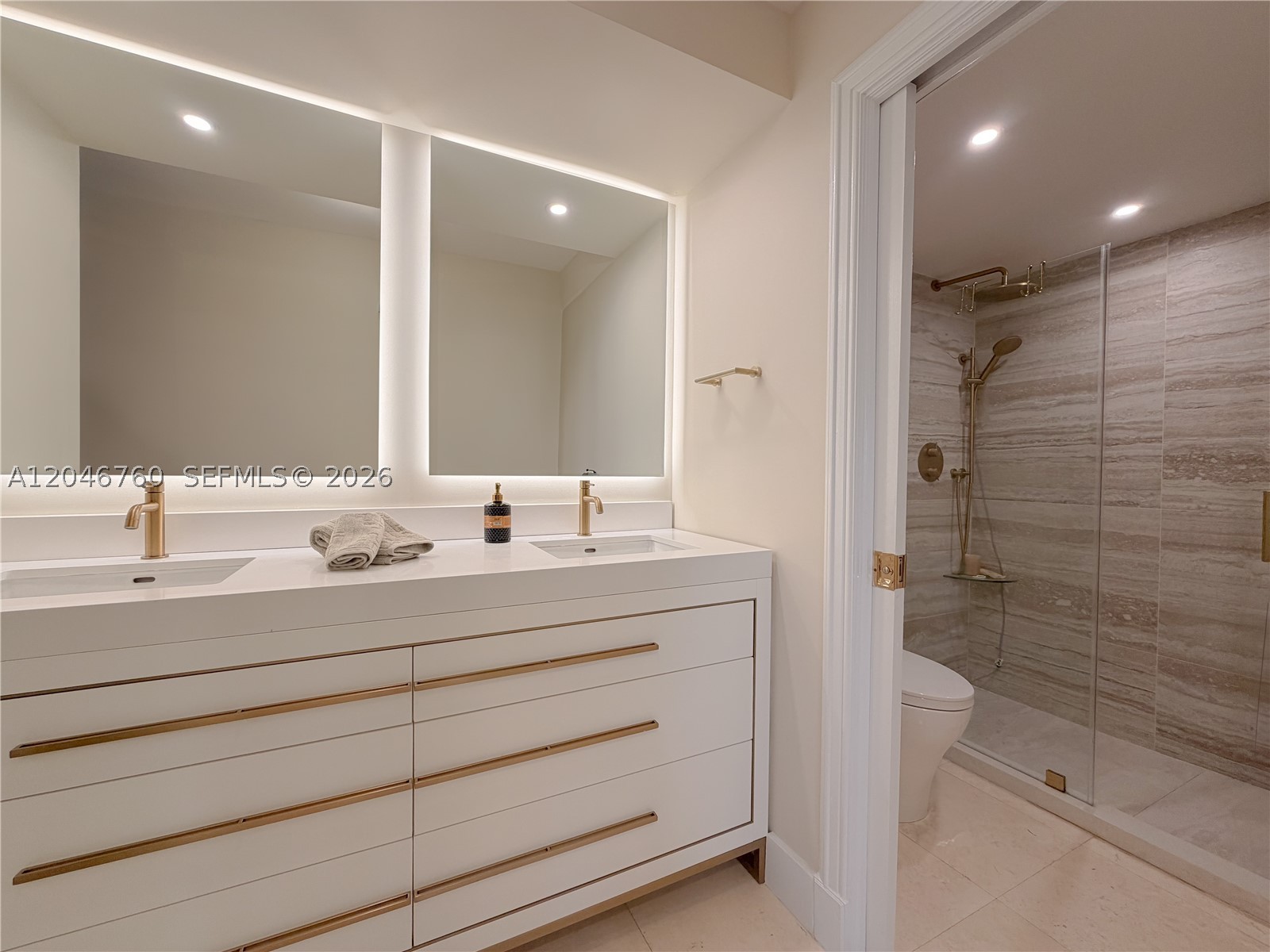 1111 Crandon Blvd #C1104, Key Biscayne FL 33149