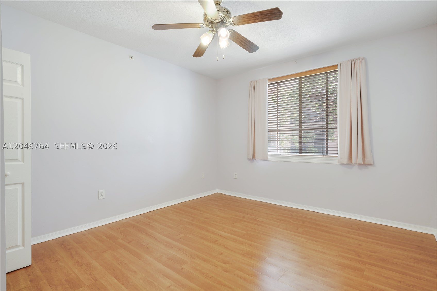 6851 SW 44th St #208, Miami FL 33155