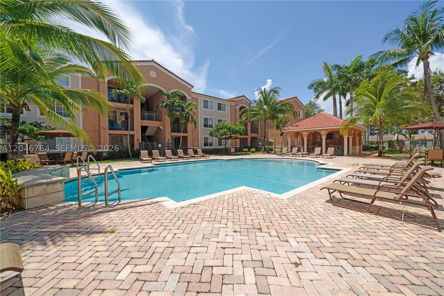 6851 SW 44th St #208, Miami FL 33155
