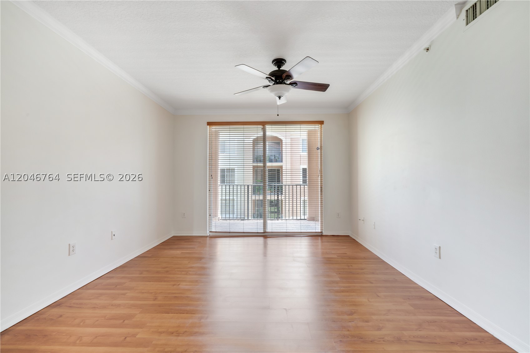6851 SW 44th St #208, Miami FL 33155