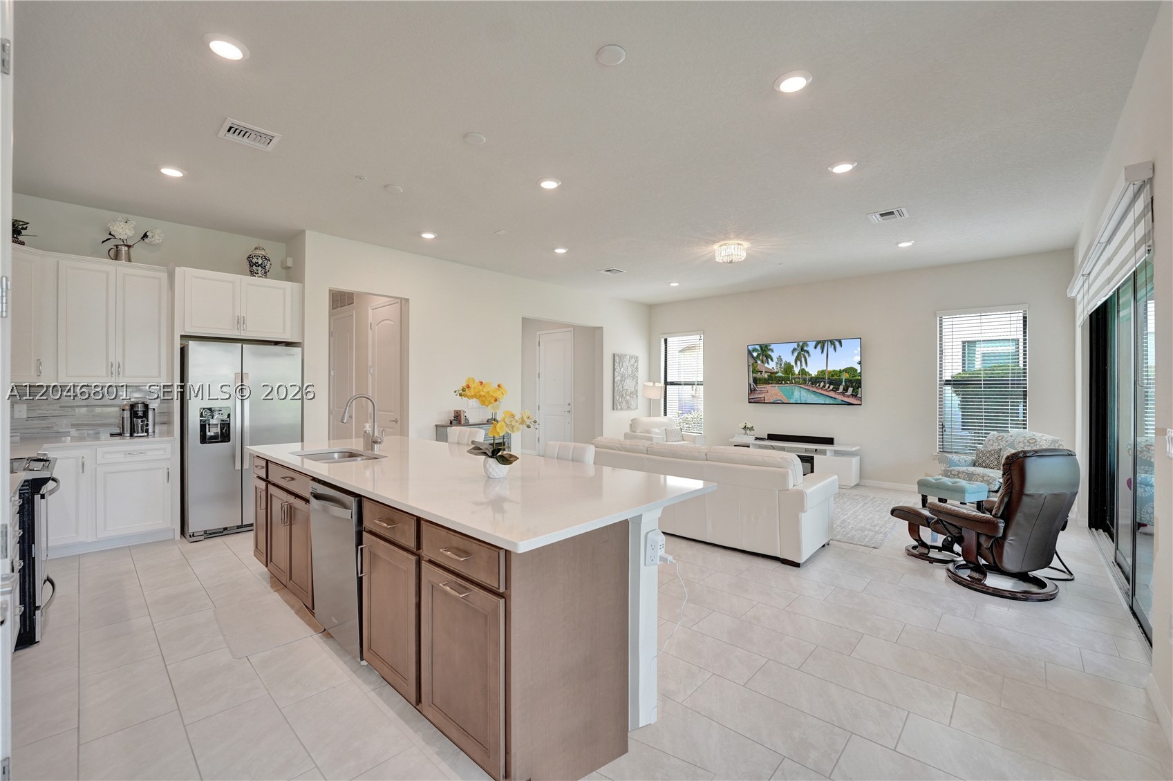 21982 Canadensis Cir #101, Boca Raton FL 33428