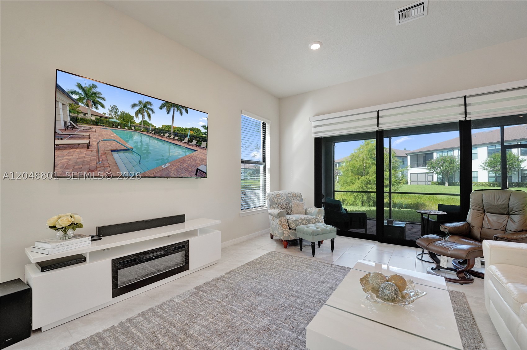 21982 Canadensis Cir #101, Boca Raton FL 33428