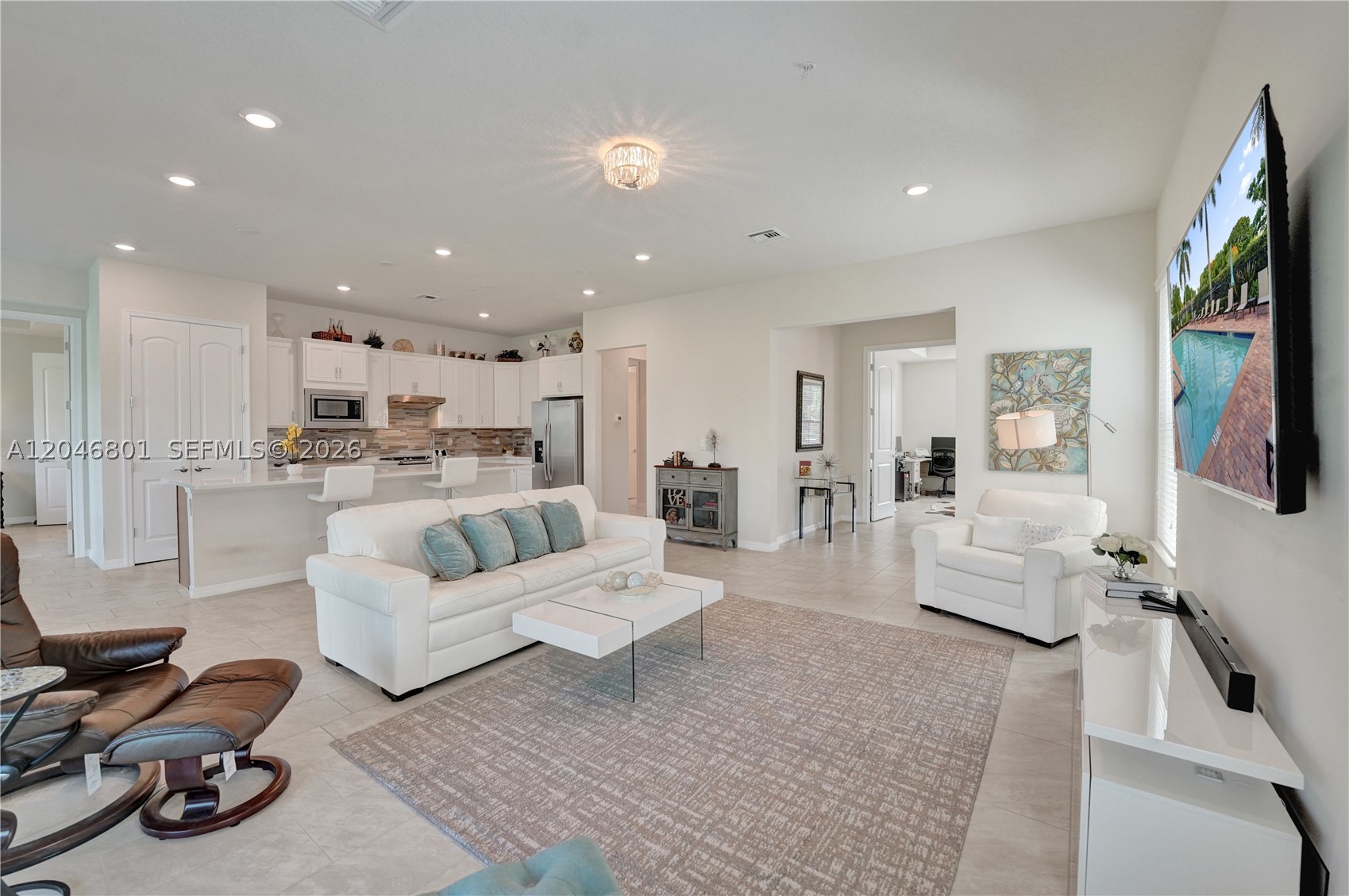 21982 Canadensis Cir #101, Boca Raton FL 33428