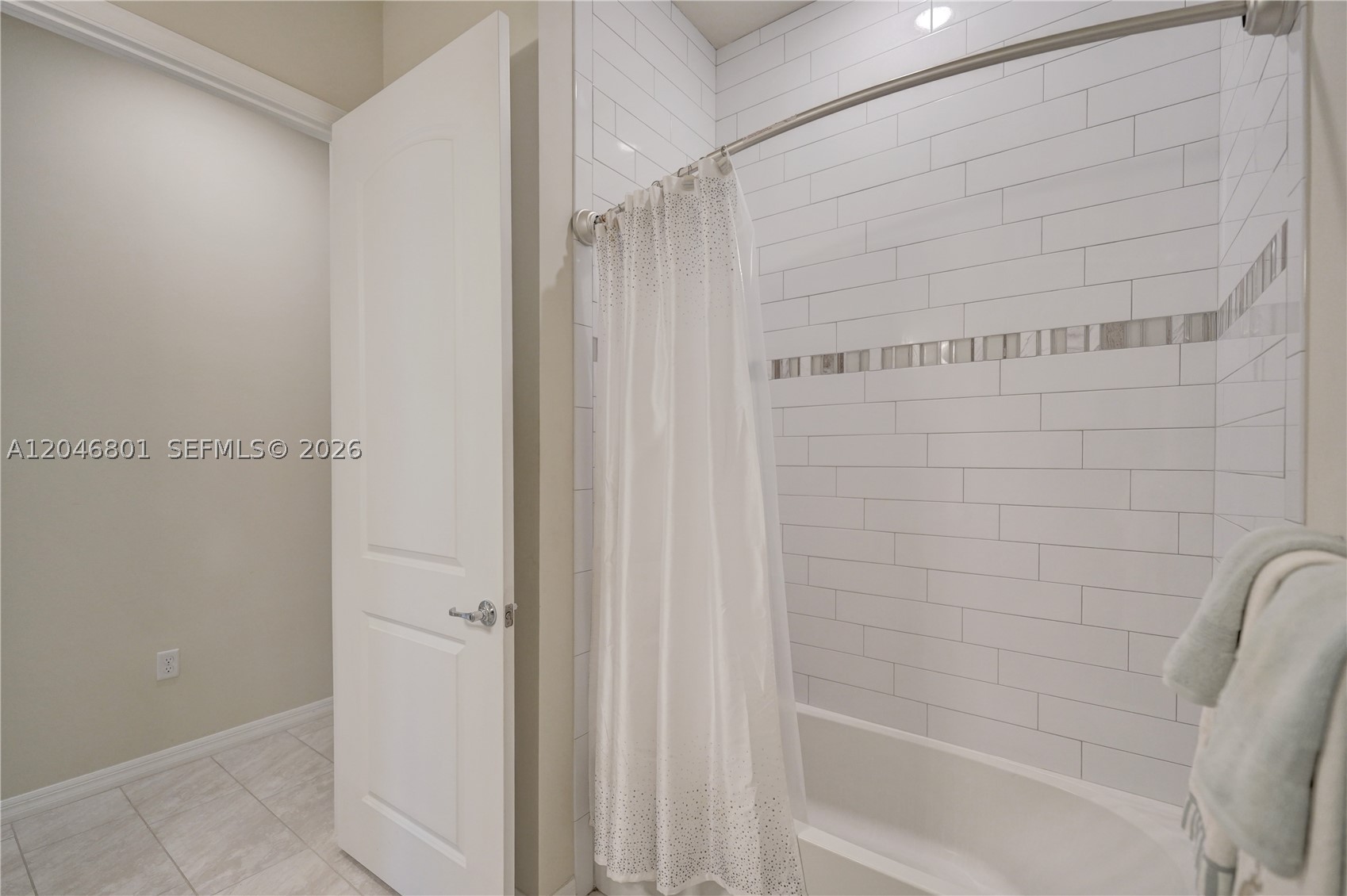 21982 Canadensis Cir #101, Boca Raton FL 33428