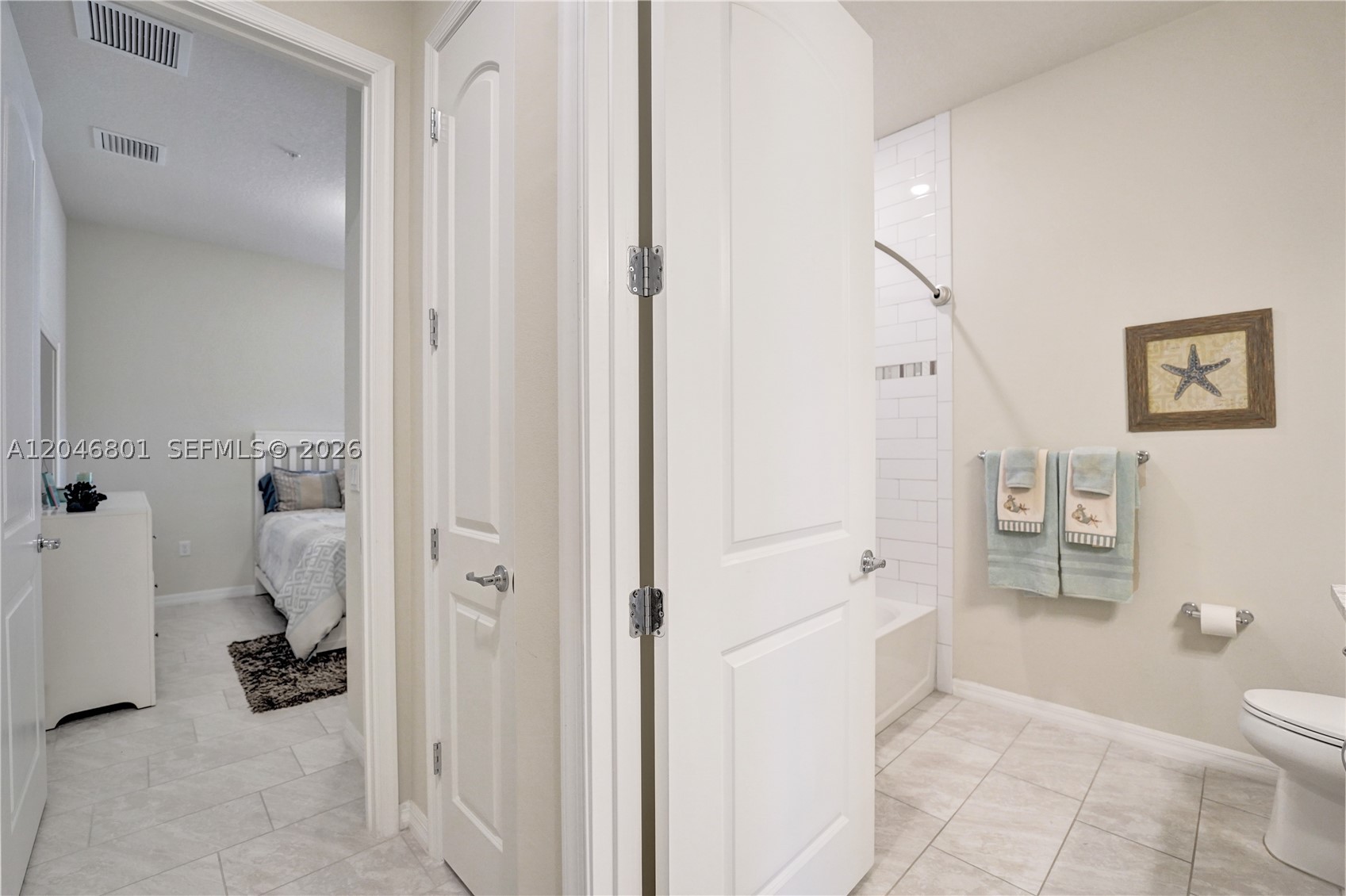 21982 Canadensis Cir #101, Boca Raton FL 33428