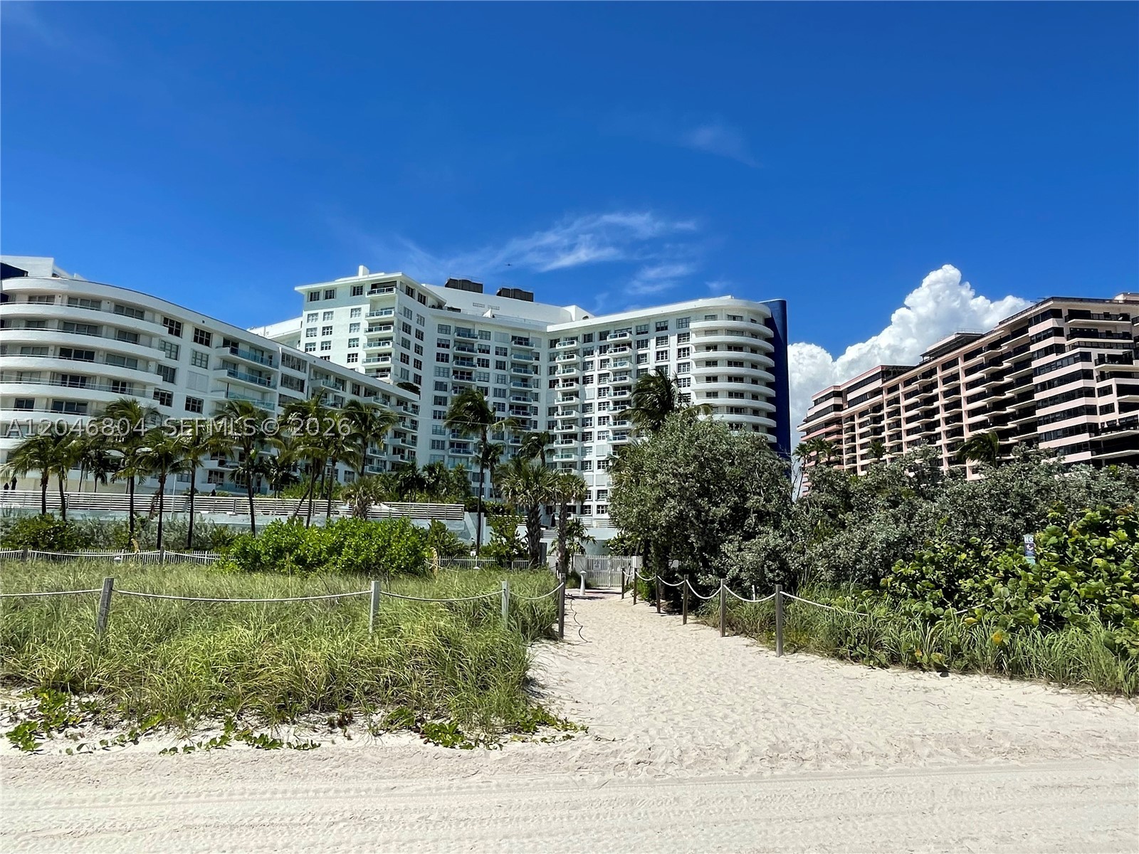 5151 Collins Ave #1722, Miami Beach FL 33140