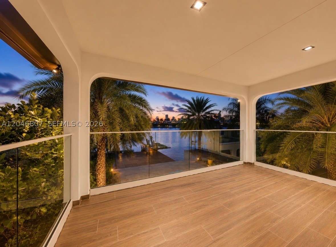 260 S Coconut Ln, Miami Beach FL 33139
