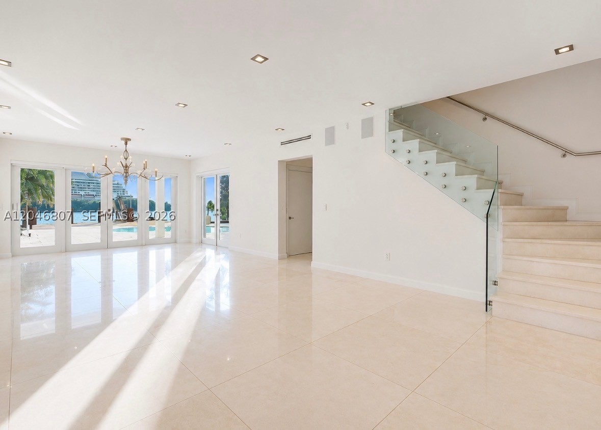 260 S Coconut Ln, Miami Beach FL 33139