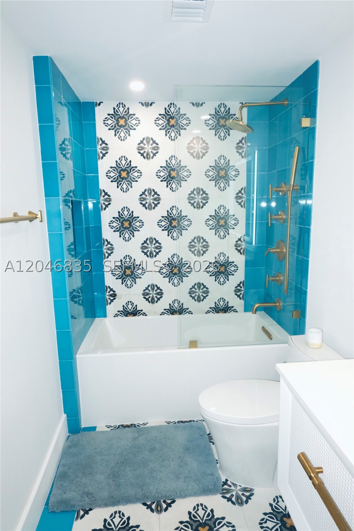 3410 Coral Way #PH-05, Miami FL 33145