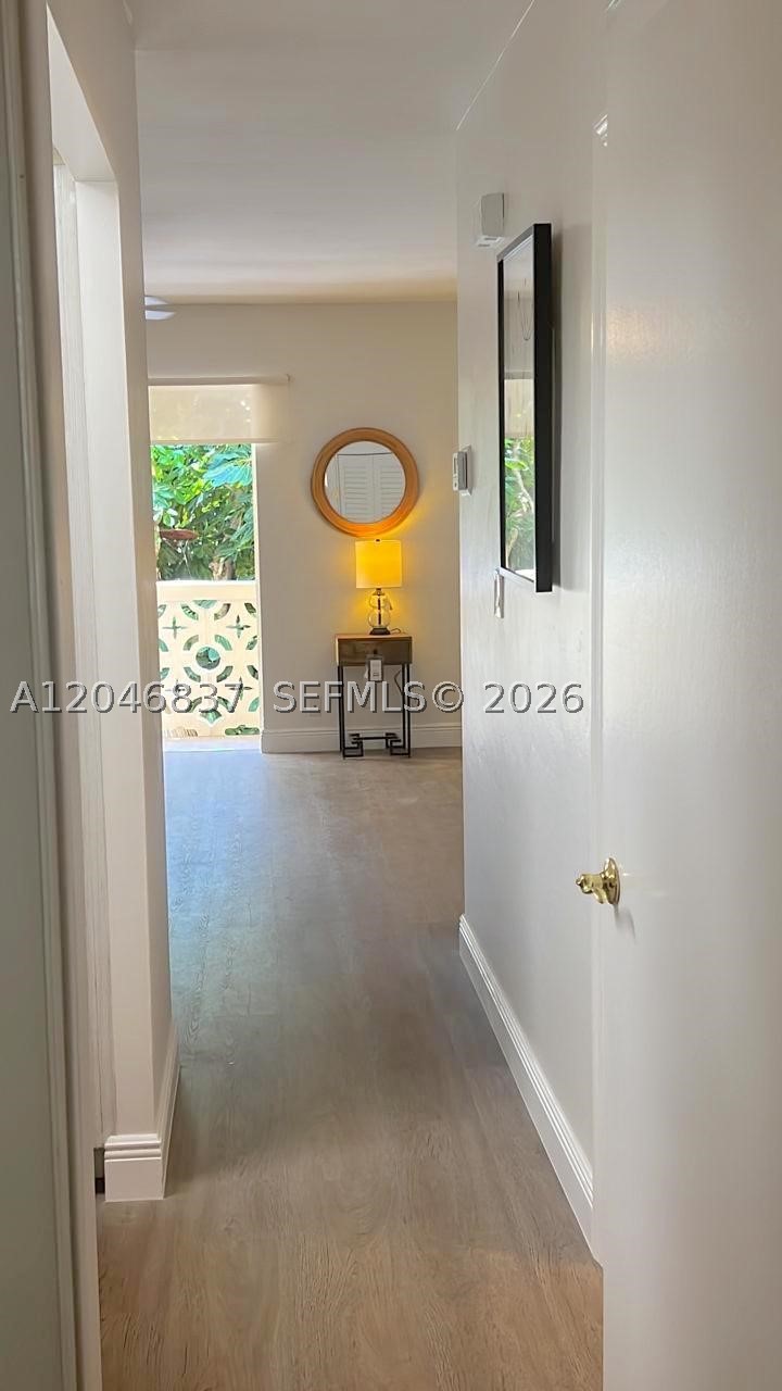 815 Middle River Dr #204, Fort Lauderdale FL 33304