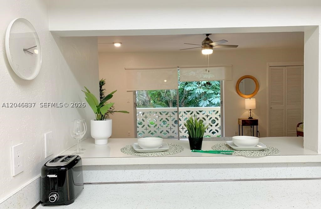 815 Middle River Dr #204, Fort Lauderdale FL 33304