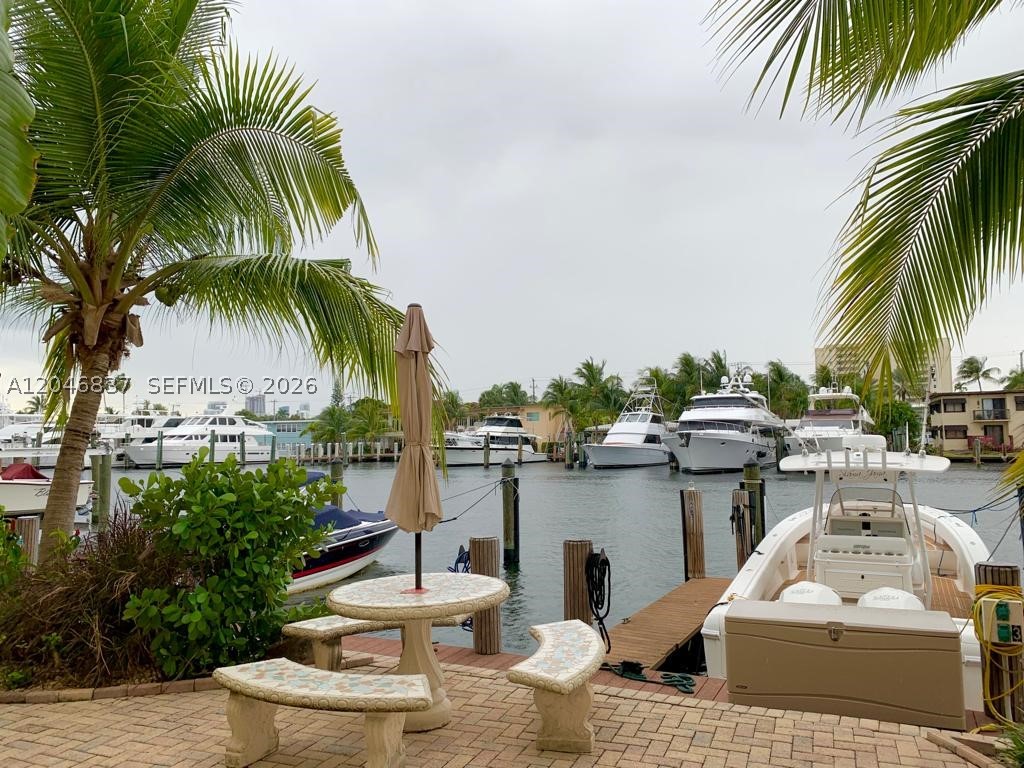 815 Middle River Dr #204, Fort Lauderdale FL 33304