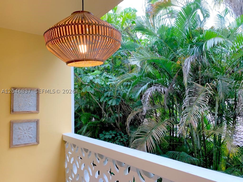815 Middle River Dr #204, Fort Lauderdale FL 33304