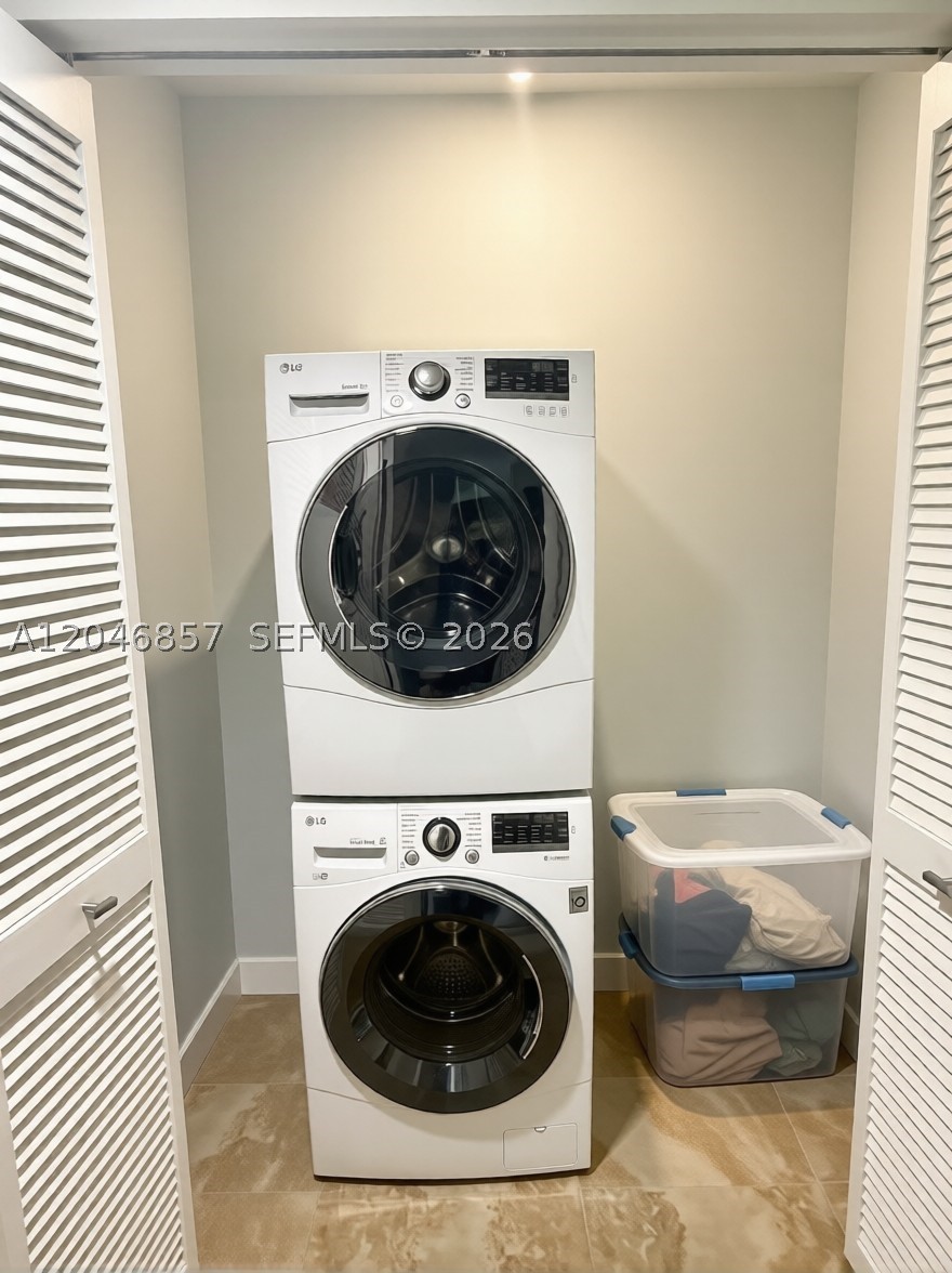 Fort Lauderdale FL 33308 - A12046857